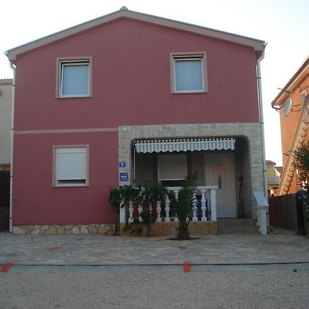 Apartments Niko Vir Szoba fotó