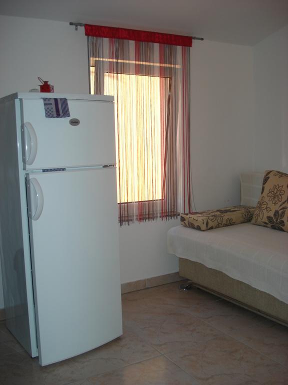 Apartments Niko Vir Szoba fotó