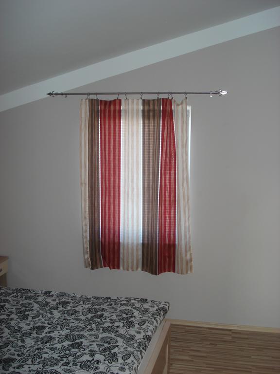 Apartments Niko Vir Szoba fotó